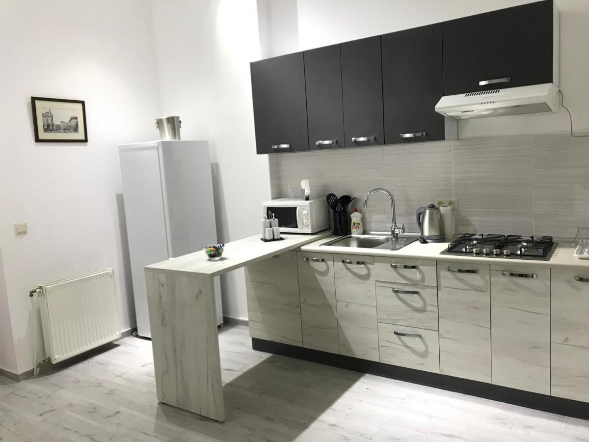 Apartment Suite Mukachevo المظهر الخارجي الصورة
