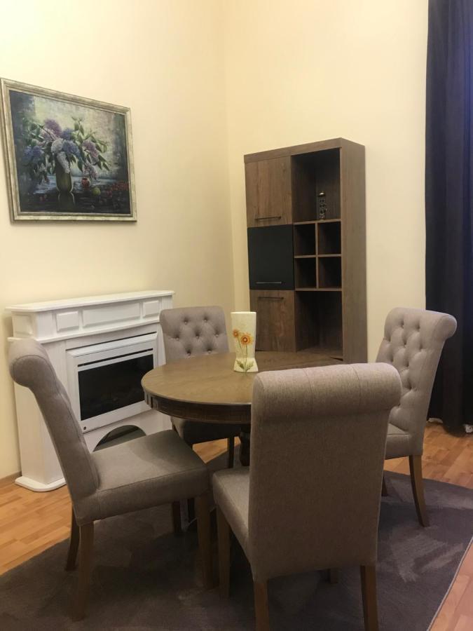 Apartment Suite Mukachevo المظهر الخارجي الصورة