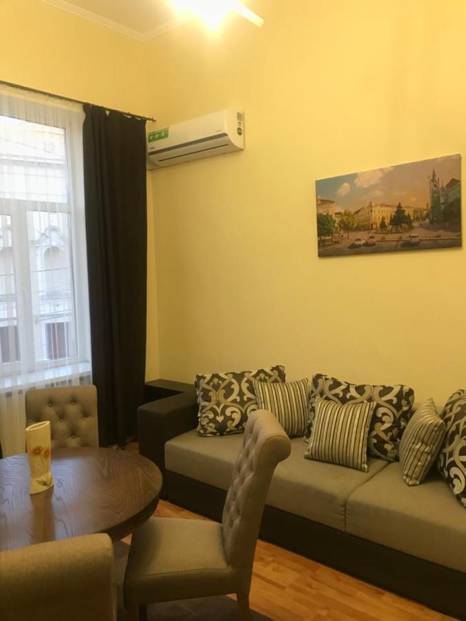 Apartment Suite Mukachevo المظهر الخارجي الصورة